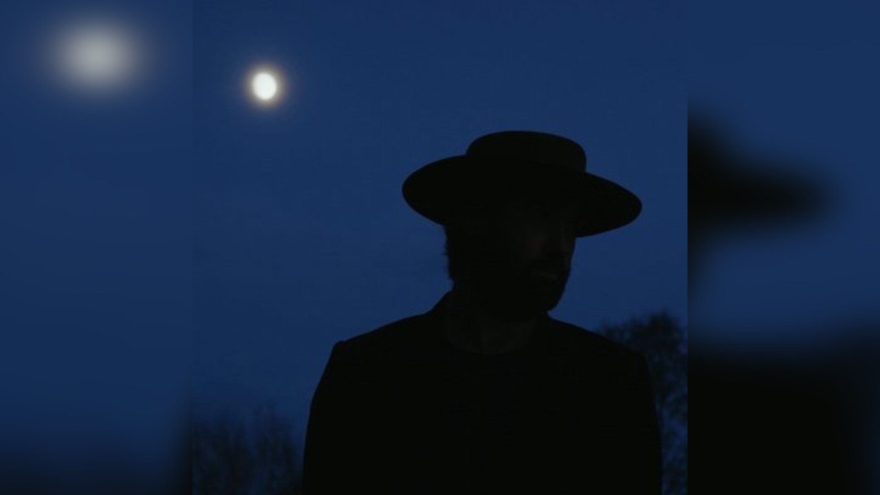 Oranj Son for War Child: Live at The Bull