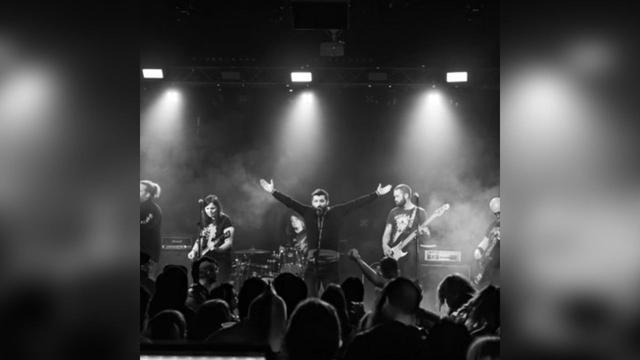 MTW Presens: Live at the 'Hive 4