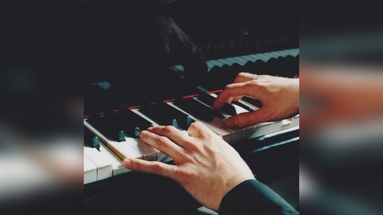 Chopin & Champagne by Candlelight