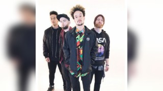 Snug Live Sessions w/Jeramiah Ferrari