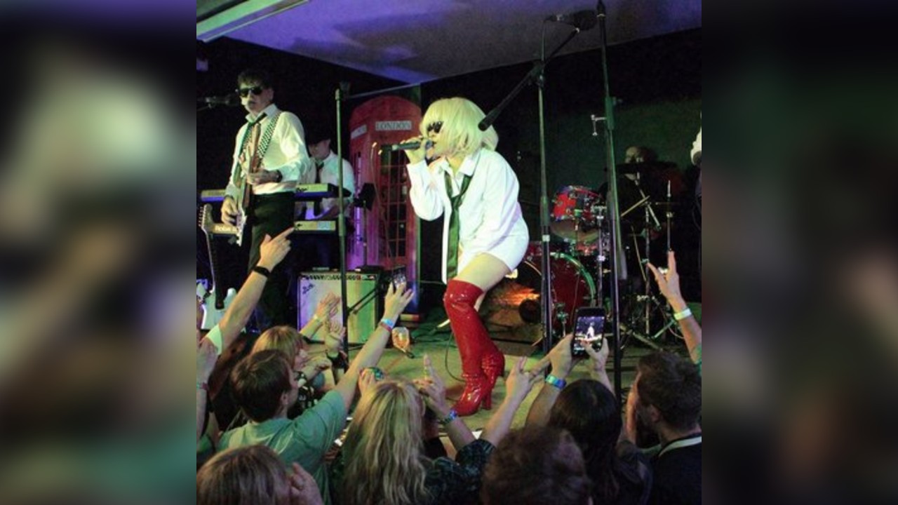 Kinda Blondie plus support from Red Frame at O'Rileys