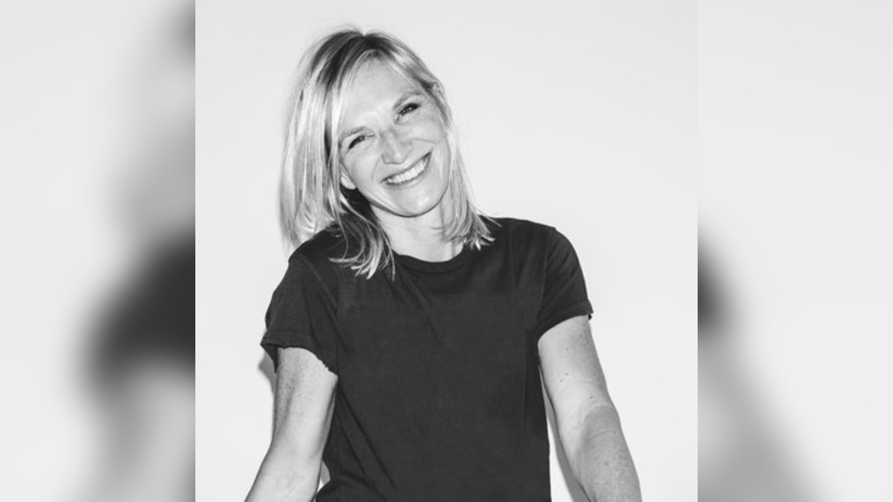 Jo Whiley's 90s Anthems
