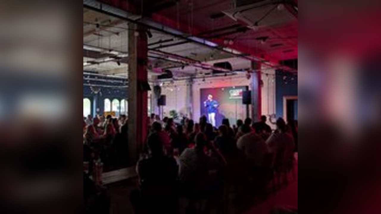 CLOSEUP COMEDY at Dockworks Waterfront