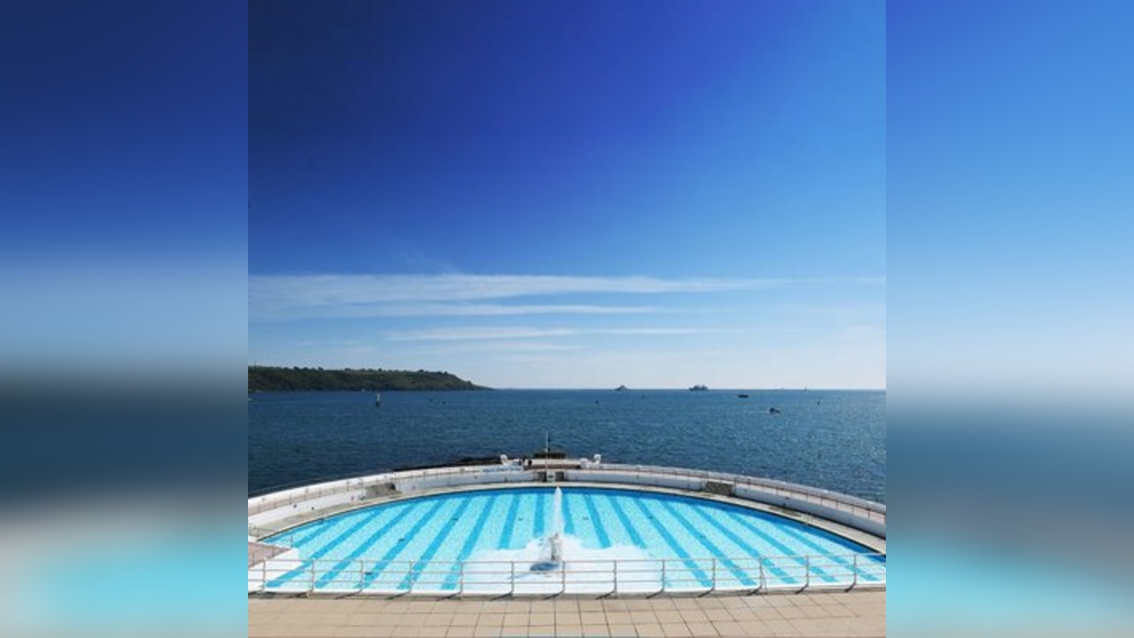 Casa at Tinside Lido