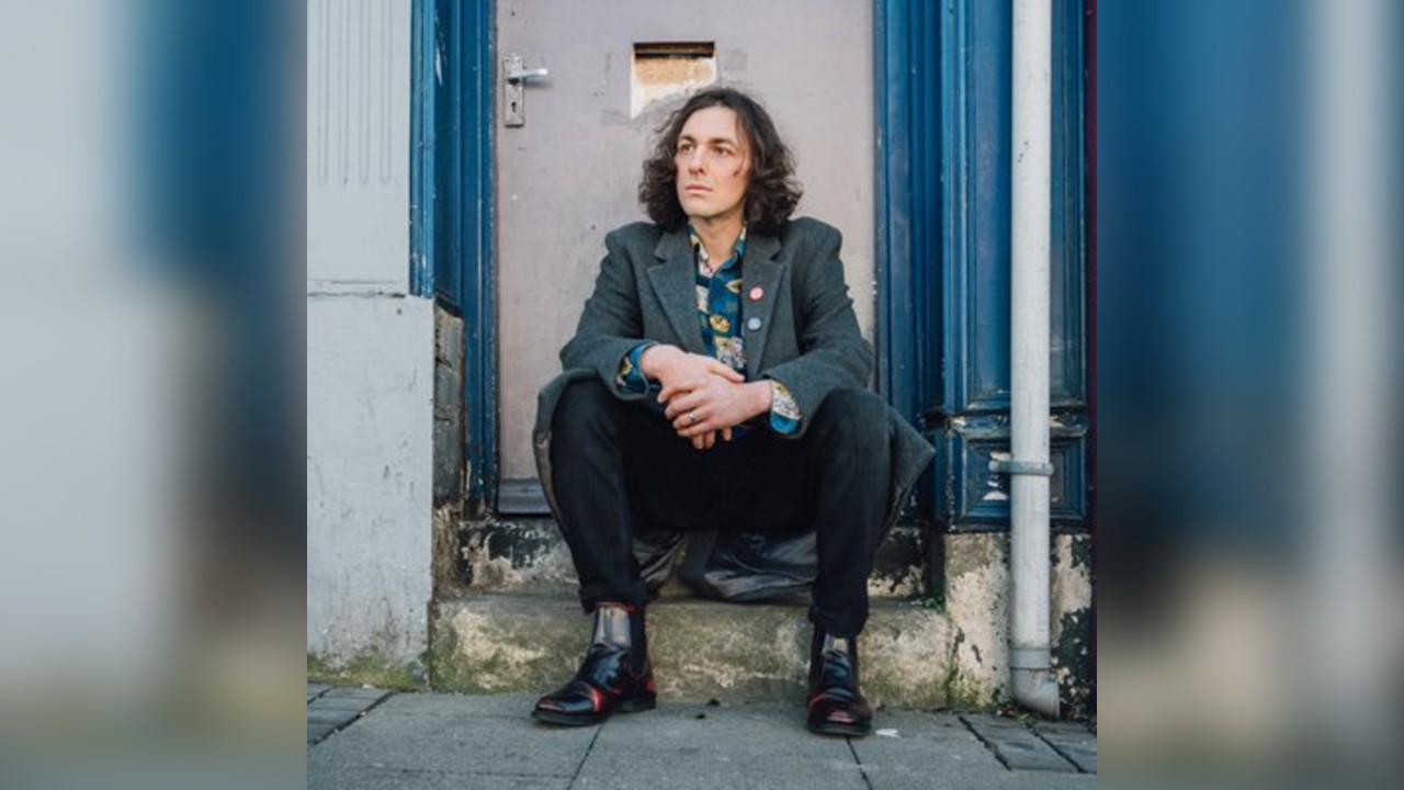 Rowan McCabe: Hard Knocks (spoken word)