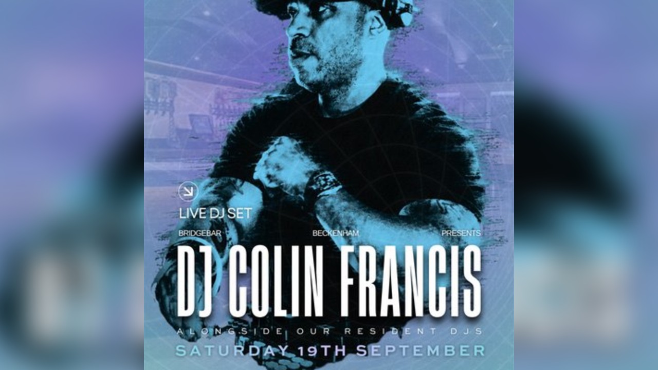 DJ Colin Francis at Bridgebar