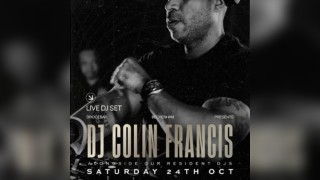 DJ Colin Francis at Bridgebar