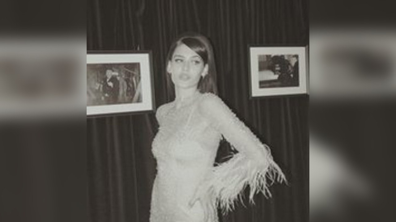 Sienna Spiro:  Matinee Album Launch Show (14+ with an Adult)