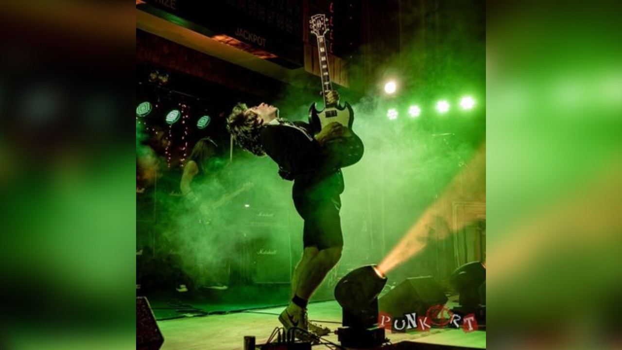 Bon DC - Tribute to ACDC return to O'Rileys