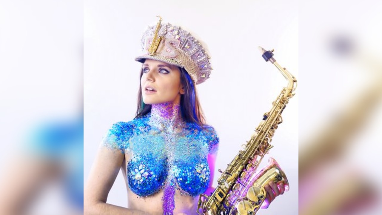 Ellie Sax