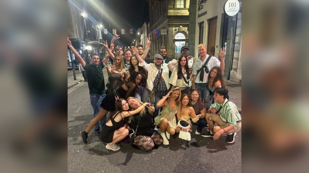 Bank Holiday Pub Crawl - Meet New People