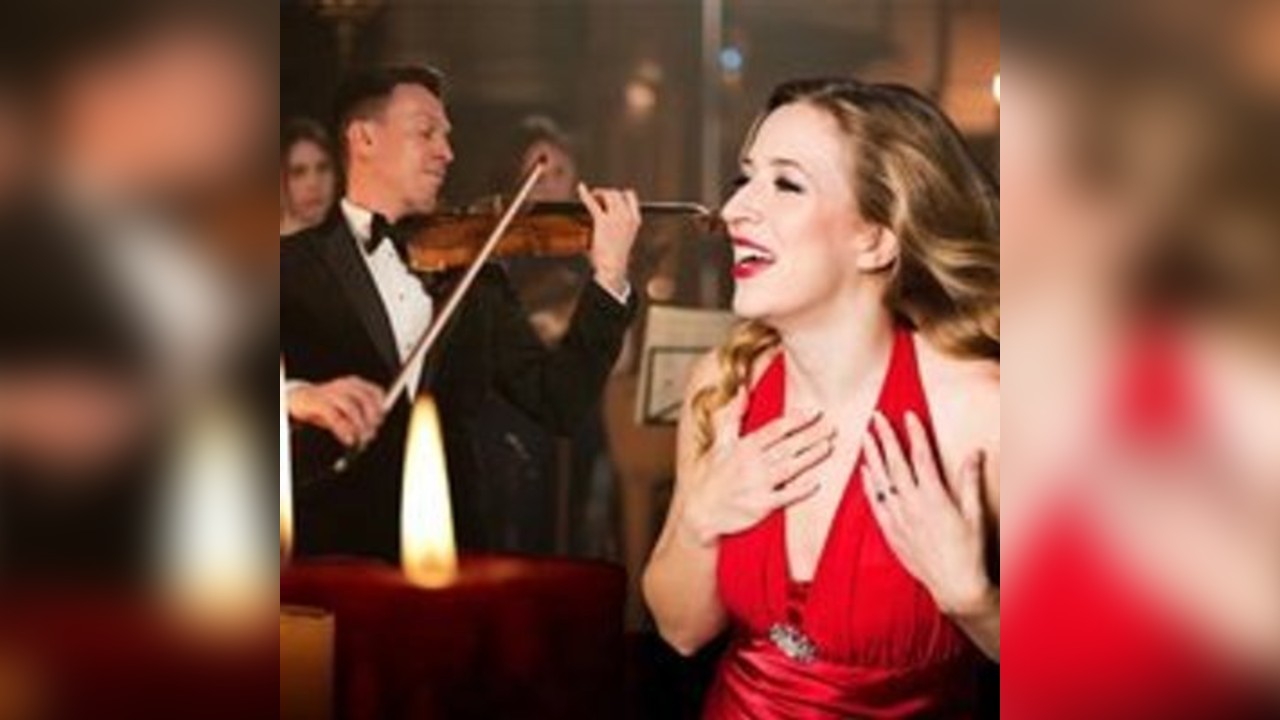 A Festive Night at The Opera by Candlelight (feat. Nessun Dorma)