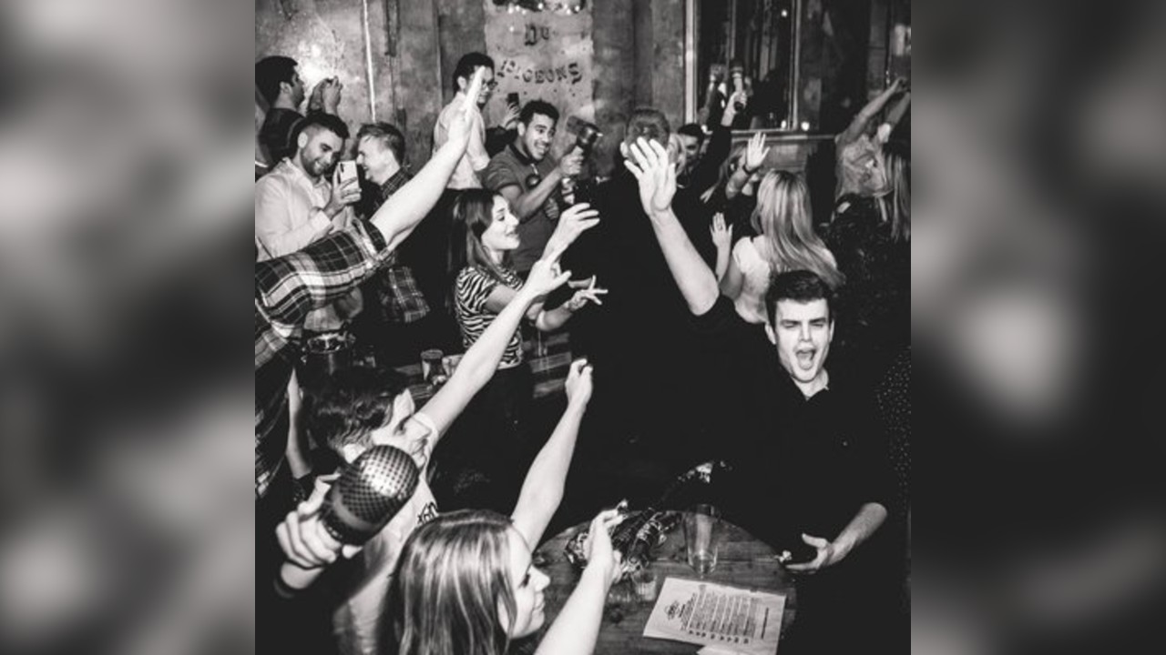 Sounds Familiar Music Quiz - West End Saturday Nights