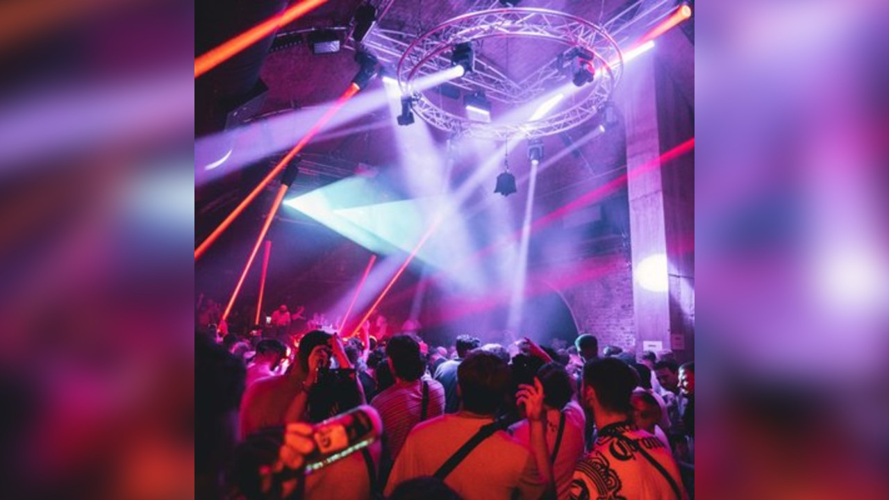 FREE TICKETS +FREE DRINK: RnB, Afrohouse, Reggaeton, pop MOTIVE