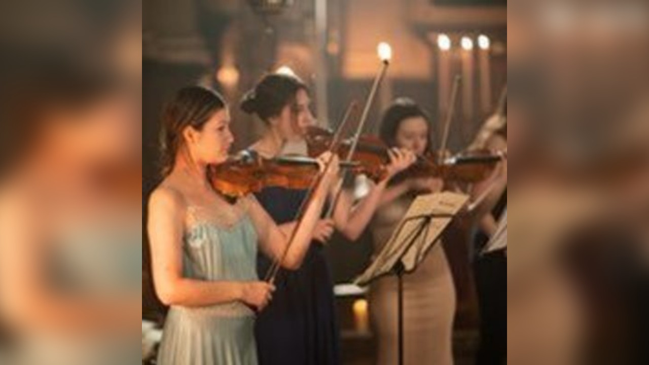 Vivaldi Four Seasons at Christmas by Candlelight (8pm)