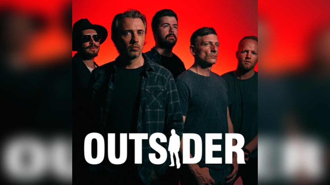 Outsider Live at The Beechwood Cafe