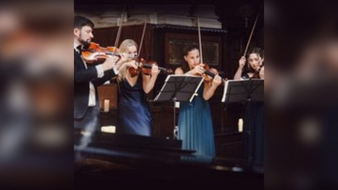 The Lark Ascending and Mozart Clarinet Concerto by Candlelight