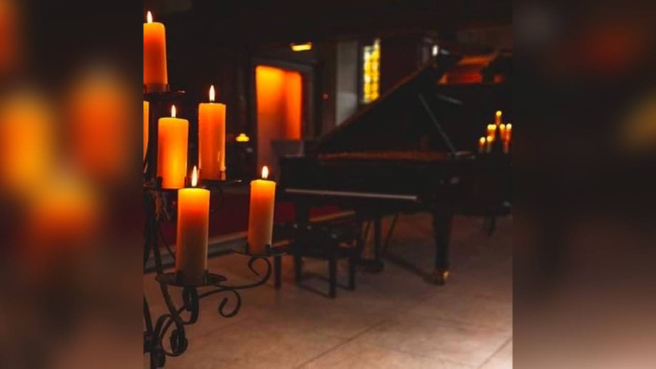 Moonlight Sonata by Candlelight
