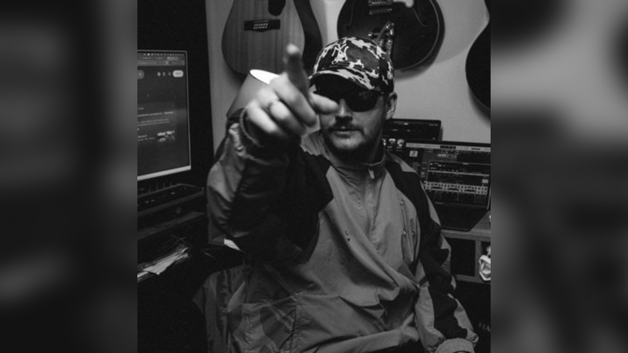 Bottle Shop: Earl Raff & Guests (Daytime Party)