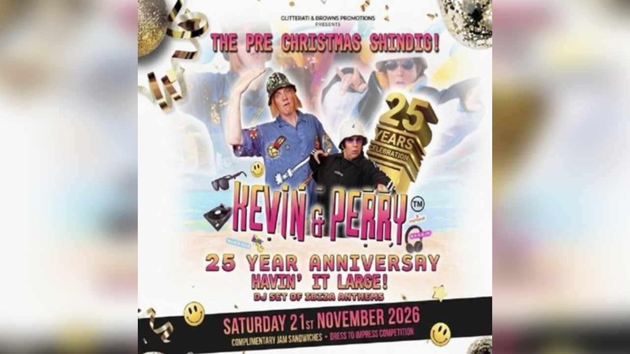 Kevin & Perry Go Large DJ Set | Après