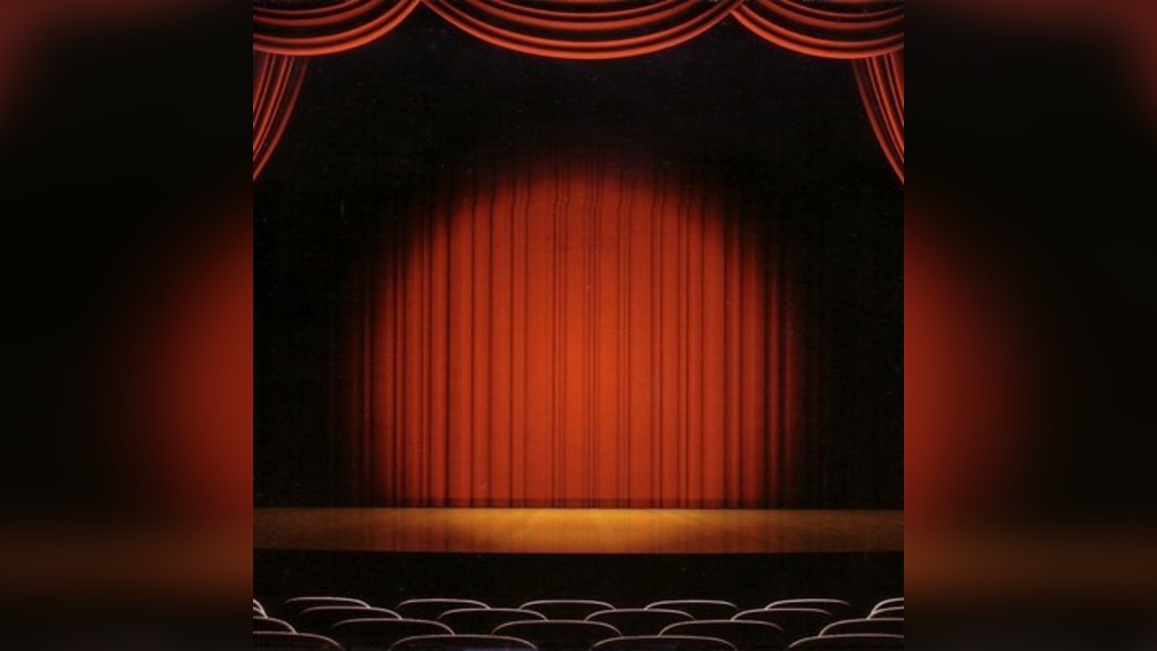 Songs from the Shows by Candlelight (6pm)