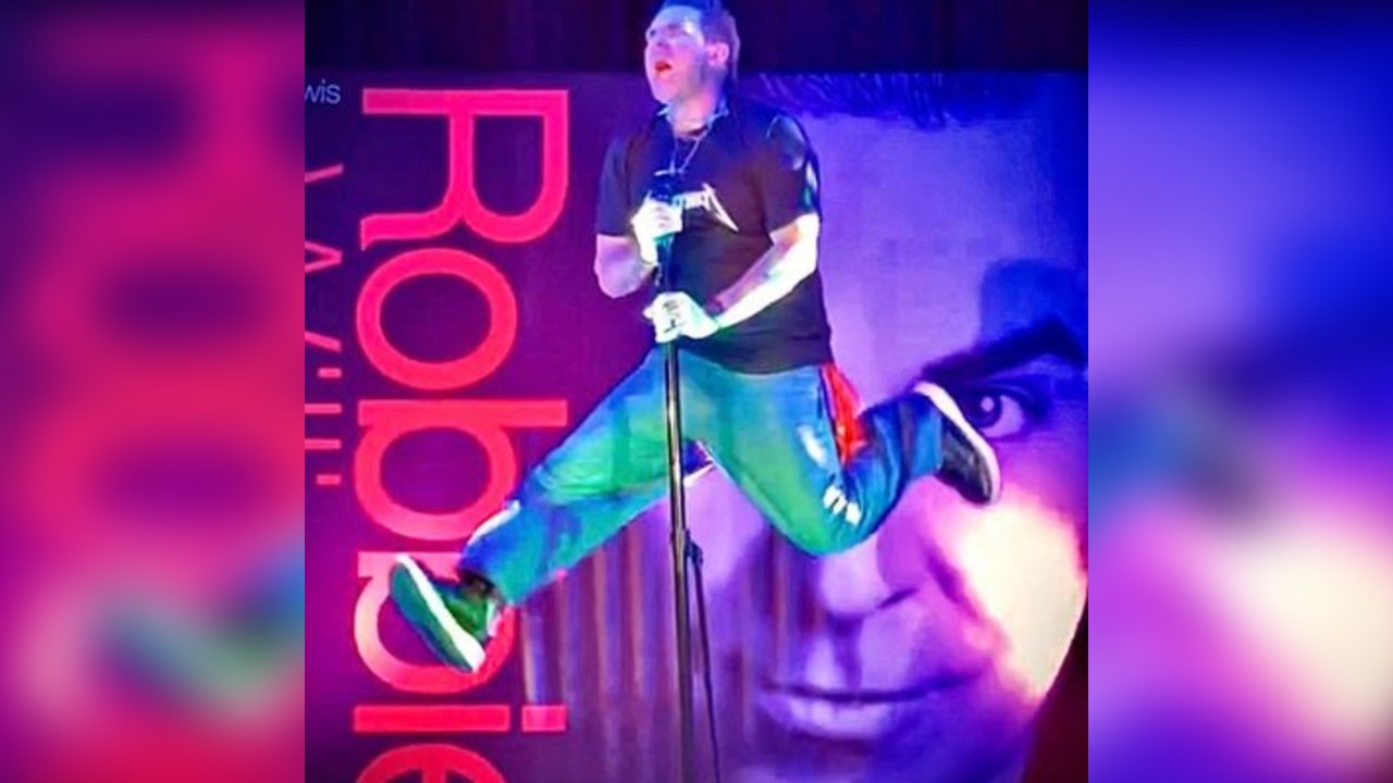 Tony as Robbie Williams