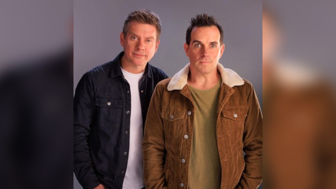 Dick & Dom In Da Haunted Bungalow