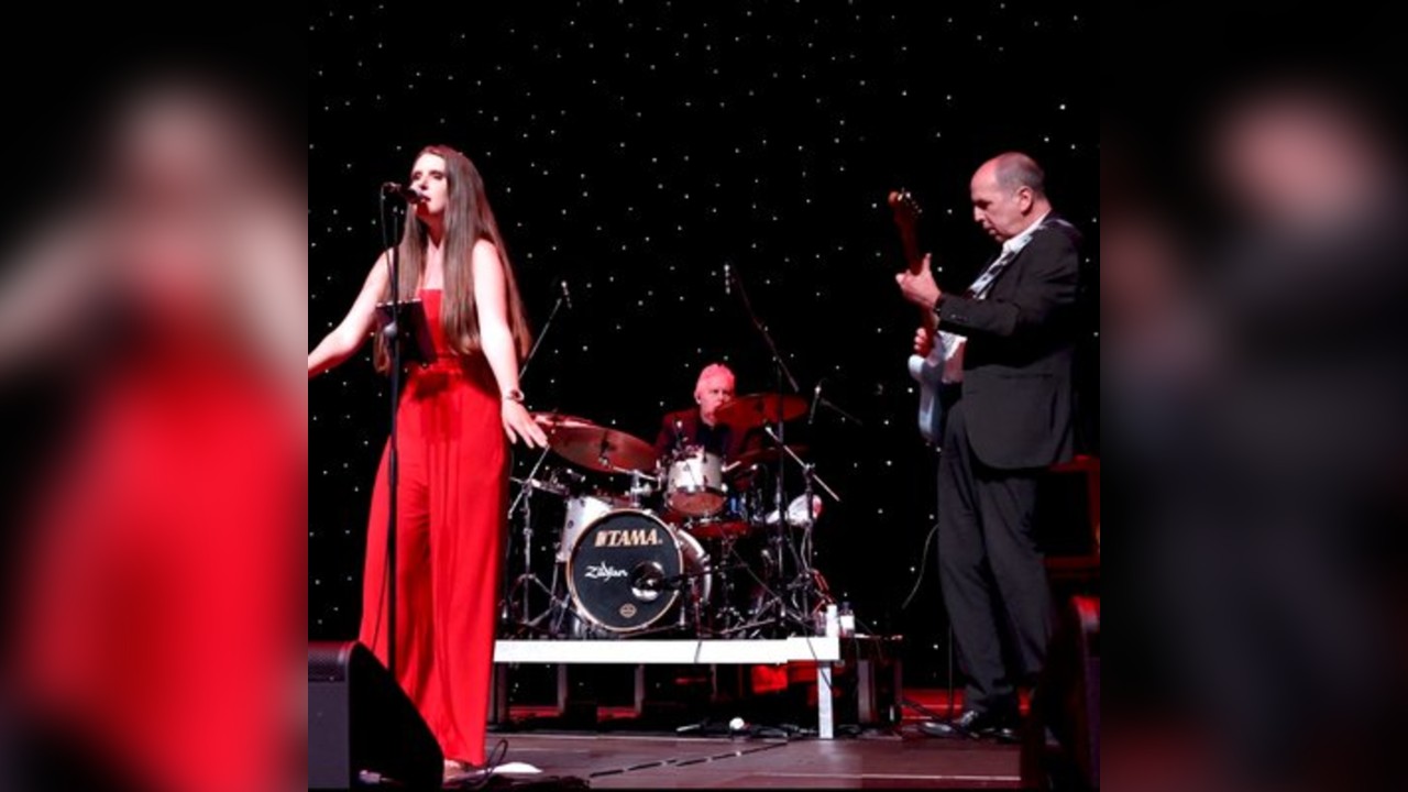 New Year's Eve Party with DC PARTY & DANCE BAND