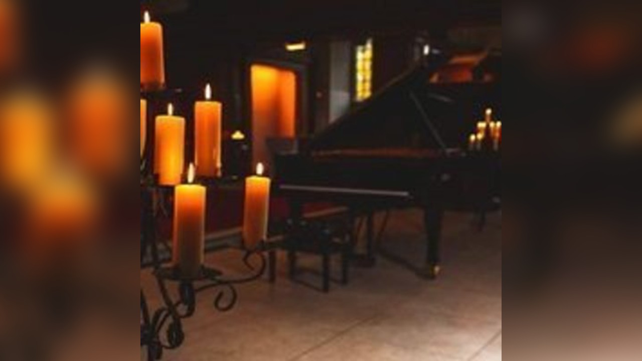 Tchaikovsky Piano Concerto by Candlelight (6pm)