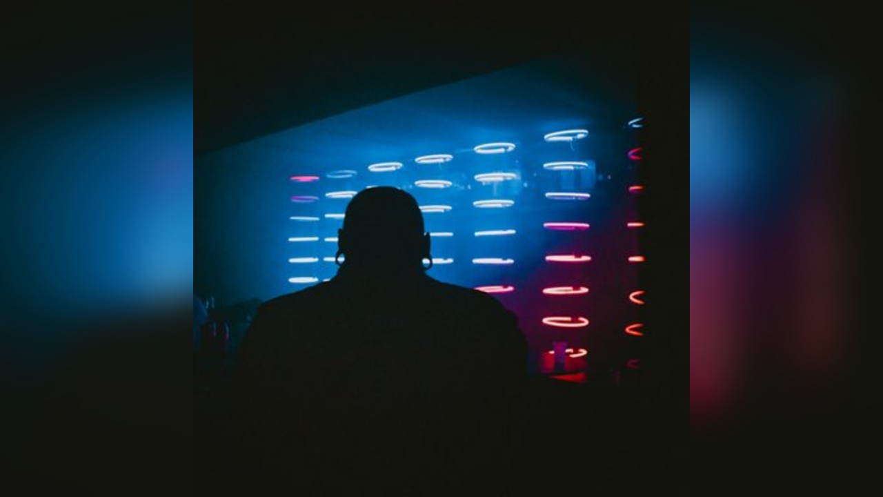 Glass presents TBC