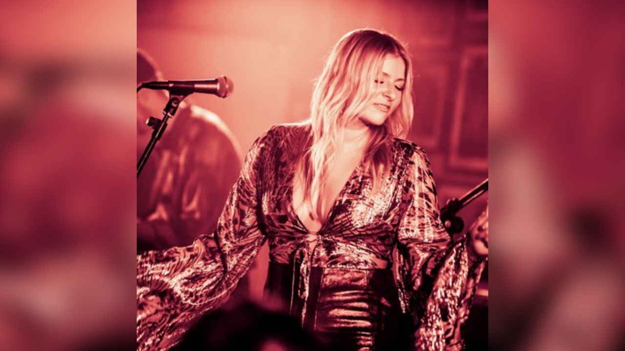 Jess Hayes & Friends Live
