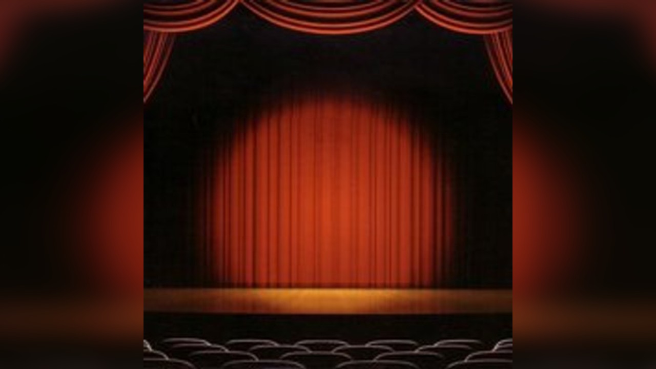 Songs from the Shows by Candlelight (6pm)