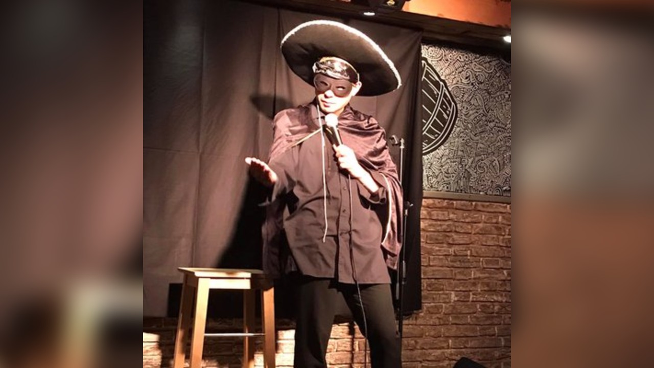 Live podcast with a professional comedian