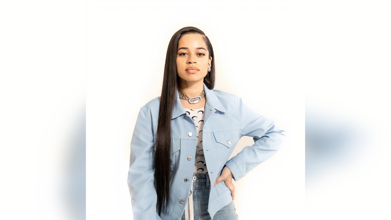 Ella Mai London