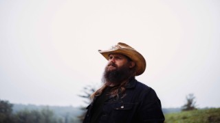 Chris Stapleton's All-American Road Show Goes Across The Pond