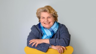 Sandi Toksvig: Friends of Dorothy