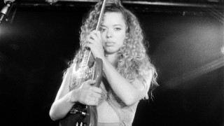 Nilüfer Yanya