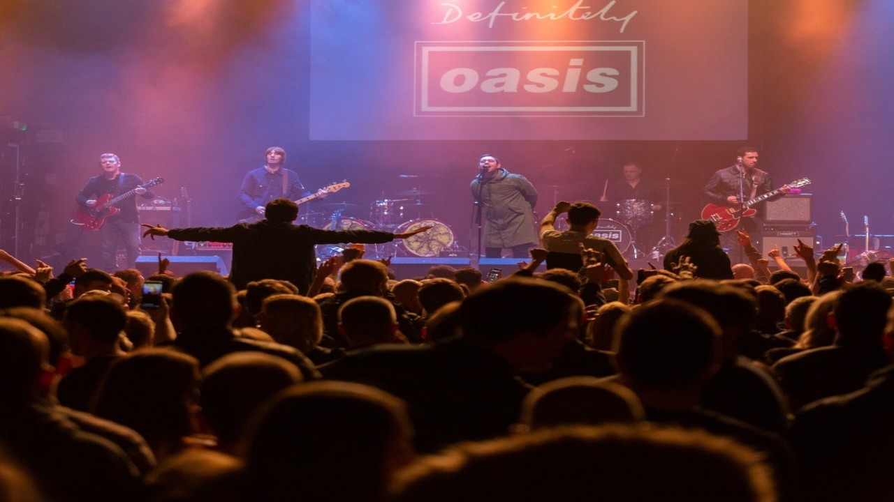 Definitely Oasis on Sat, 20th Dec 2025 17:00
