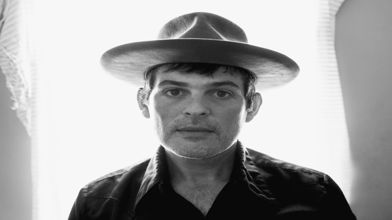 Gregory Alan Isakov on Thu, 23rd Oct 2025 19:00